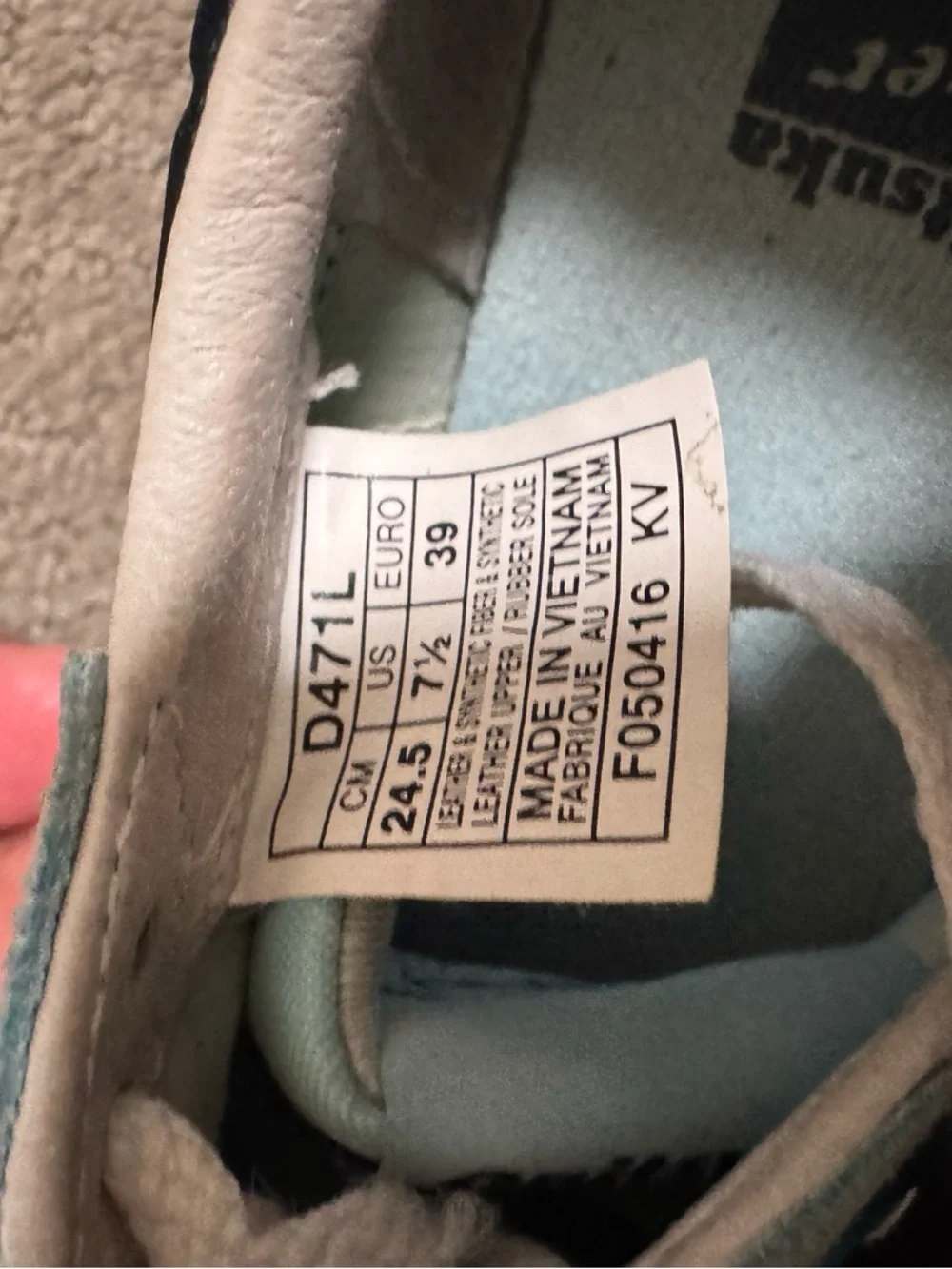 Onitsuka Tiger Serrano 'Arctic Sky White Peach’. Women 7.5 good used condition - Picture 7 of 7